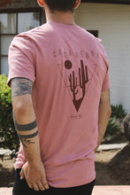 Cargar imagen en el visor de la galería, &#39;&#39;Cactus&#39;&#39; t-shirt
